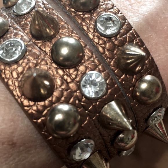 crystal studded wrap bracelet - Picture 4 of 12